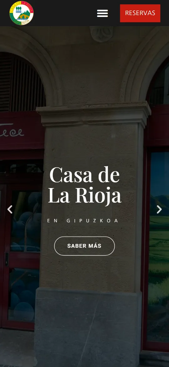 La portada en el móvil, con el botón de reservas siempre a la vista